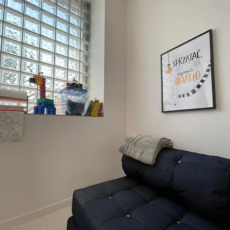 Apartament Oaza Resetu Chill Escape Parking Gratis Przy Drzwiach Apartamentu Automat Z Grami Retro Rzutki Noble Aparts *