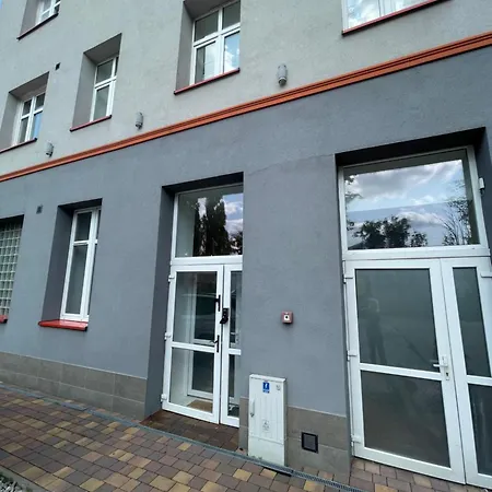 Oaza Resetu Z Prywatnym Parkingiem Przy Wejsciu Dla 4 Osob Faktura Łódź