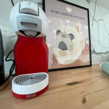 Oaza Resetu Chill Escape Parking Gratis Przy Drzwiach Apartamentu Automat Z Grami Retro Rzutki Noble Aparts Apartament Łódź