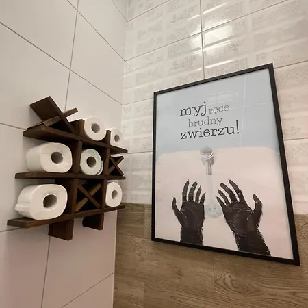 Apartament Oaza Resetu Chill Escape Parking Gratis Przy Drzwiach Apartamentu Automat Z Grami Retro Rzutki Noble Aparts Łódź