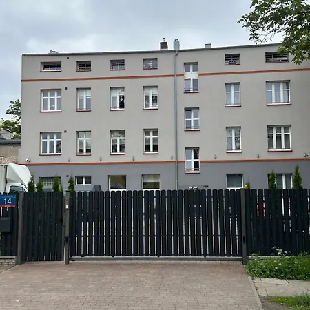 Oaza Resetu Z Prywatnym Parkingiem Przy Wejsciu Dla 4 Osob Faktura Lägenhet Łódź