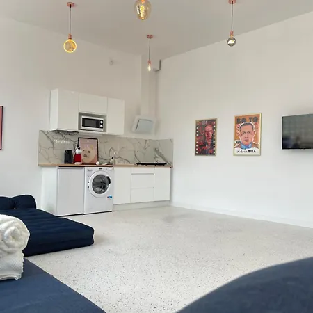 アパート Oaza Resetu Parking Przy Drzwiach Game Zone ウッチ