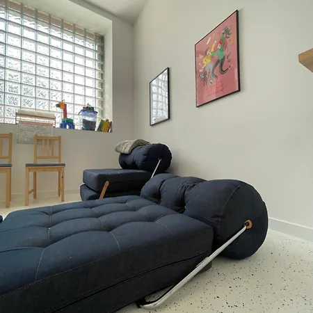 Oaza Resetu Parking Przy Drzwiach Game Zone アパート