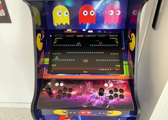 Oaza Resetu Parking Przy Drzwiach Game Zone Διαμέρισμα Λοτζ